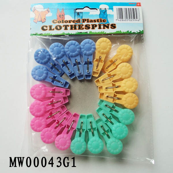 20PCS PLASTIC CLOTHES PEGS with PE SHRINK