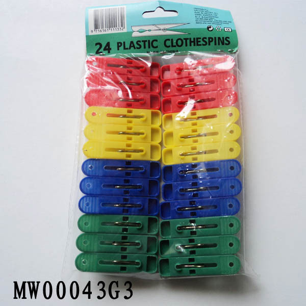24PCS PLASTIC CLOTHES PEGS with PE SHRINK style 29