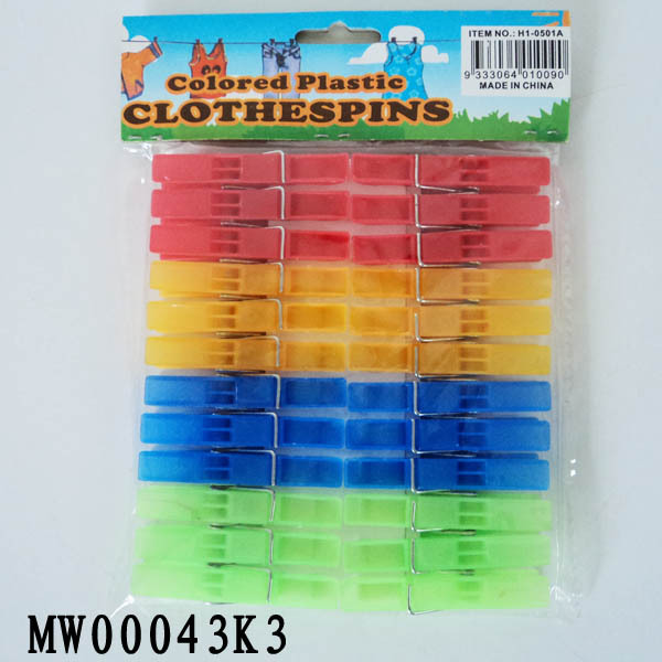 24PCS PLASTIC CLOTHES PEGS with PE SHRINK style 43