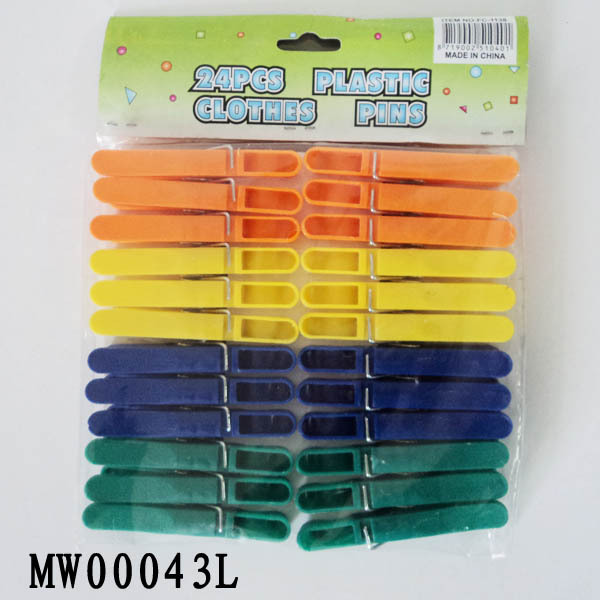 24PCS PLASTIC CLOTHES PEGS with PE SHRINK style 45