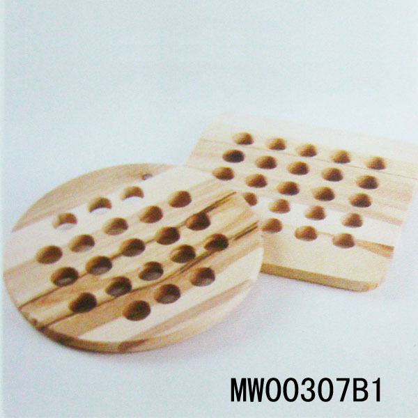 ROUND WOODEN CUSHION