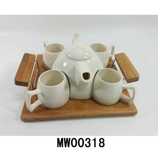 THE TEAPOT TEACUP SET