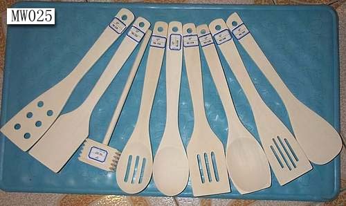 WOODEN KITCHEN TOOL