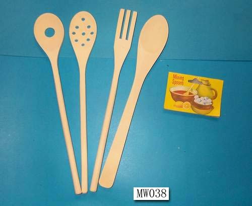 9016 4PCS 12in WOODEN KITCHEN TOOL in PVC BAG with HANG CARD