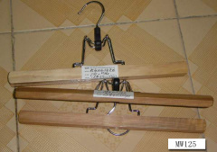 3PC SPLIT WOODEN HANGER