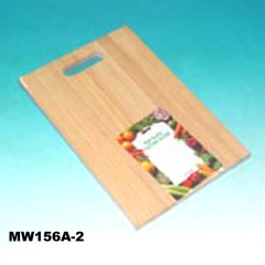 WOODEN CUTTING BOARD 33X22CM