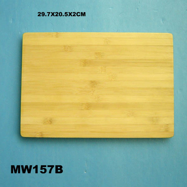 BAMBOO CUTTING BOARD