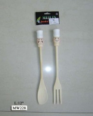 0540 2PCS 12in WOODEN KITCHEN TOOL in PVC BAG with HANG CARD