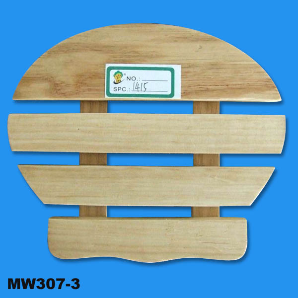 WOODEN CUSHION style 3