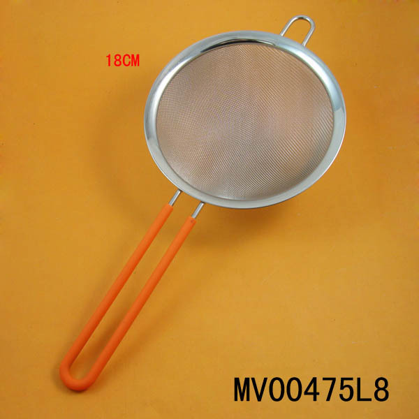 18CM SS STRAINER with SILICONE Handle HANG TAG
