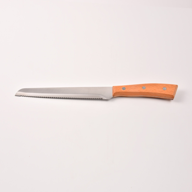 8in bread knife with wooden Handle