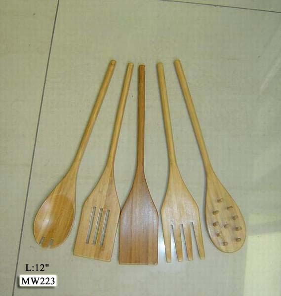 12in WOODEN KITCHEN TOOL in PVC BAG with HANG CARD