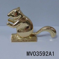 SQUIRREL ALUMINUM GOLD PLATING NUT CRACKER