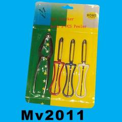 NUT CRACKER and 3PCS PEELER SET