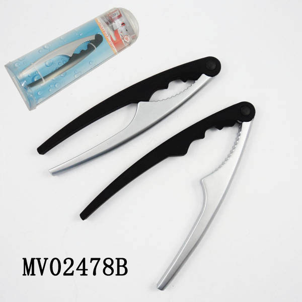 NUT CRACKER ZINC ALLOY