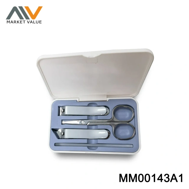4Pcs Manicure Set In Leather Case