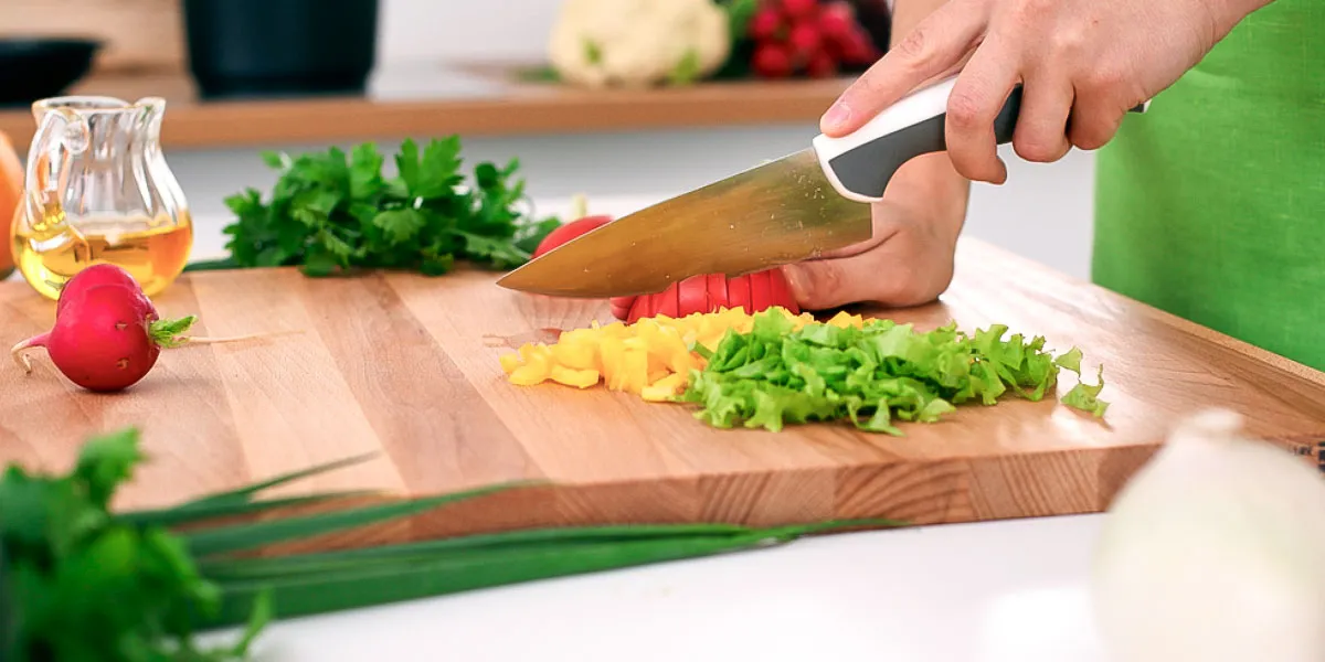 Wooden cutting board