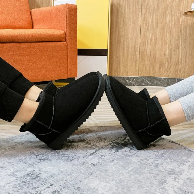 Customized winter new women's plush and thick snow boots casual flat comfortable short snow boots for ladies