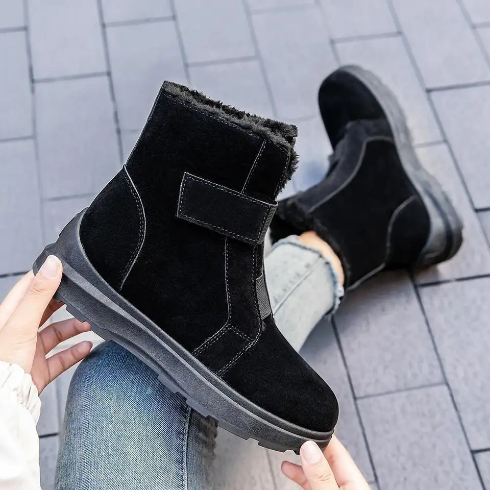 Wholesale Women's Warm Plush Lining Anti-Slip Outsole Snow Boots Fashion And Comfortable Winter Shoes For Women
