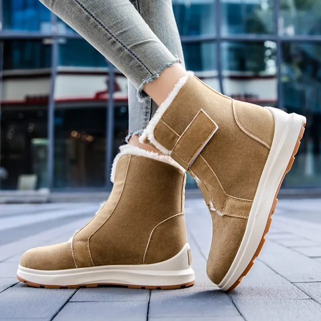 Wholesale Women's Warm Plush Lining Anti-Slip Outsole Snow Boots Fashion And Comfortable Winter Shoes For Women