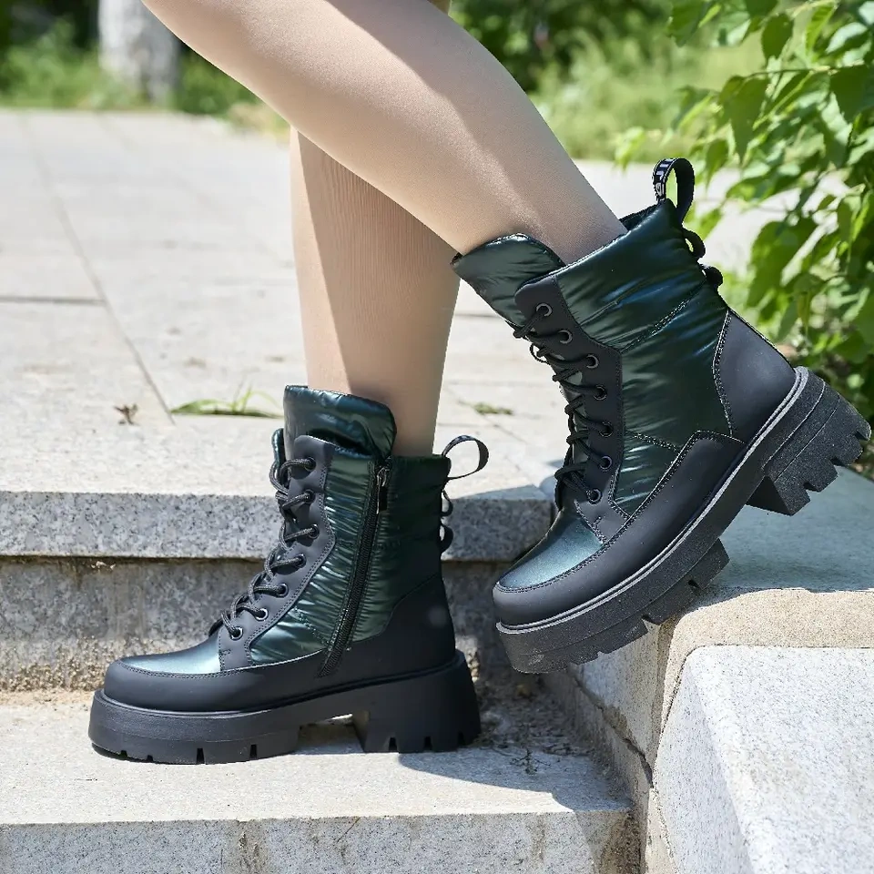 Autumn And Winter New Round Toe Thick Outsole Women's Snow Boots Water Platform Mid Snow Boots For Ladies