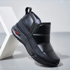 Winter casual fashion warm and plush short snow boots anti slip waterproof flat comfortable snow boots for women