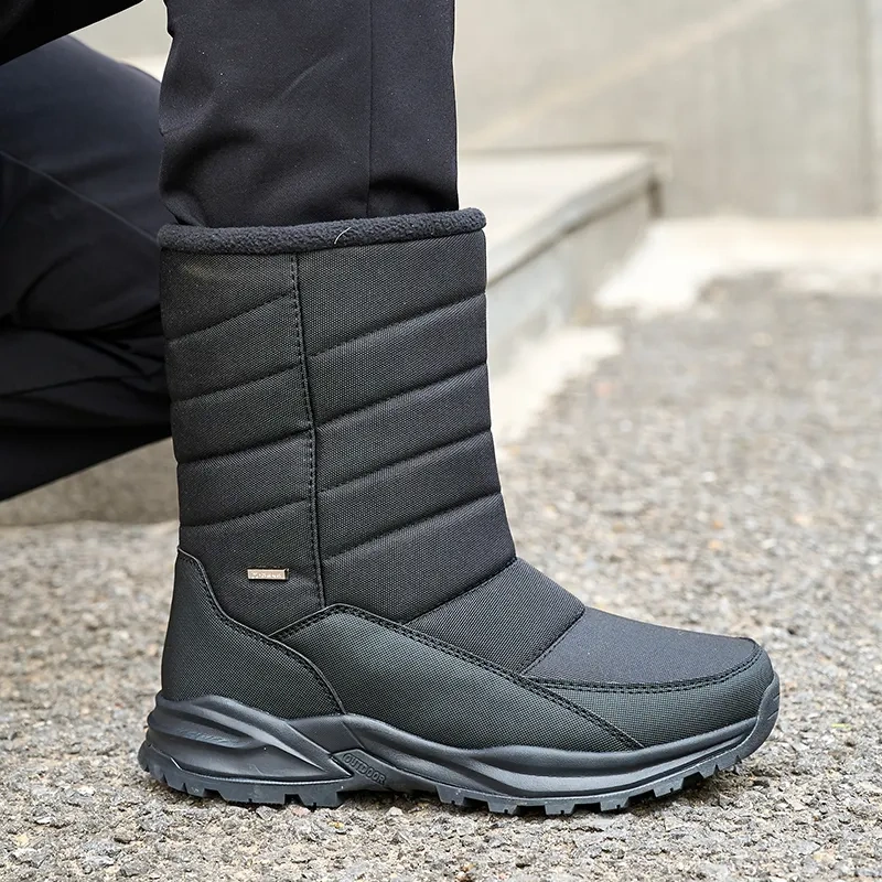Thickened plush windproof zipper warm women' s snow boots New winter women' s leisure large plush snow boots