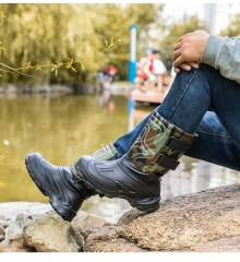 Winter outdoor men's snow boots with the most favorable price, waterproof, anti-skid, warm and high top