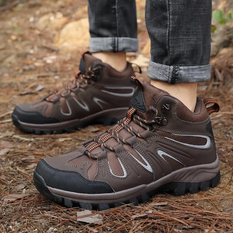 Large size men's outdoor high top mountaineering shoes Wholesale men's hiking travel running style shoes