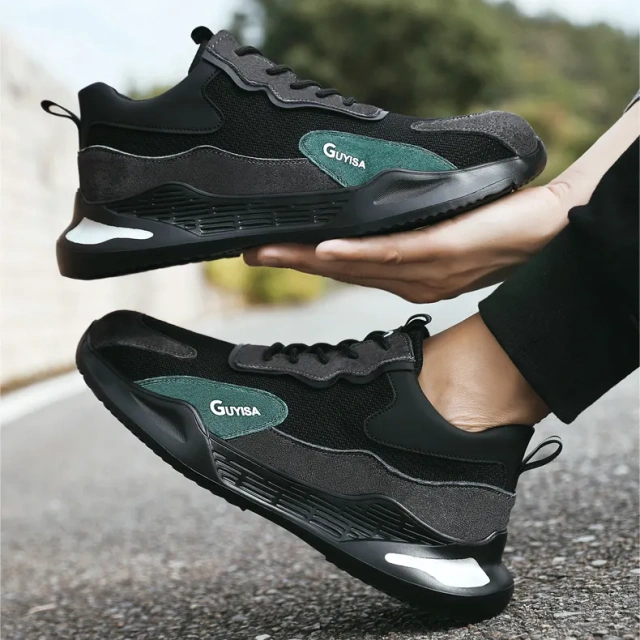 Wholesale men' s anti impact anti puncture steel toe safety shoes soft lightweight wear-resistant work safety shoes