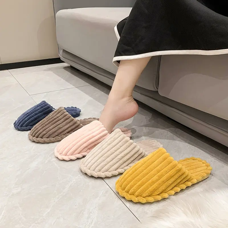New Models Winter Fashion Soft Anti-slip Outsole Women Slippers Soft Warm Home Thickened Plush Slides Slippers