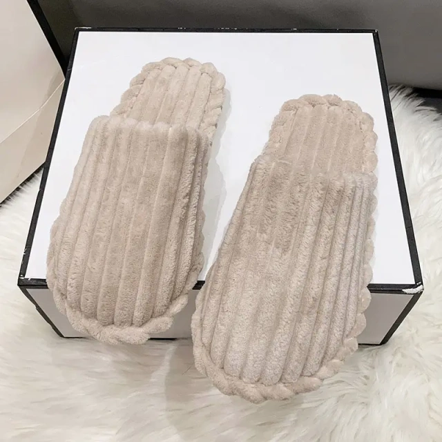 New Models Winter Fashion Soft Anti-slip Outsole Women Slippers Soft Warm Home Thickened Plush Slides Slippers