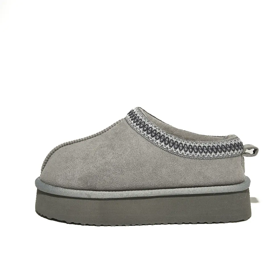 Fashion Warm Comfortable Plush Slipper With Thick Sole Winter Hot Sale Keep Warm Slip On Indoor Slipper