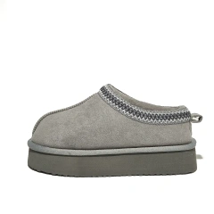 Fashion Warm Comfortable Plush Slipper With Thick Sole Winter Hot Sale Keep Warm Slip On Indoor Slipper