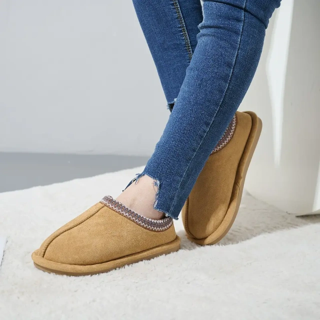 Fashion Warm Comfortable Plush Slipper With Low Sleeves Winter Hot Sale Keep Warm Slip On Indoor Slipper