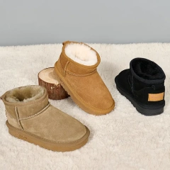 Wholesale Plush Warm Anti-slip Waterproof Winter Snow Boots Shoes for Kids Unisex Fashion Soft TPR Sole Snow Boots