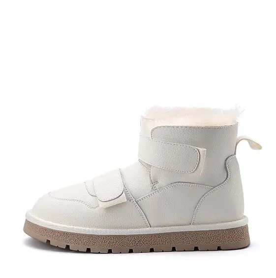 Wholesale Fashion Three Colors Thickening Plush Flat Snow Boots For Women New Trendy Winter Ladies Snow Boots