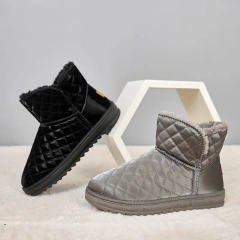 Wholesale Winter Light Weight Slip-on Women's Snow Boots Fashion New Casual Soft Ladies Midi Snow Boots