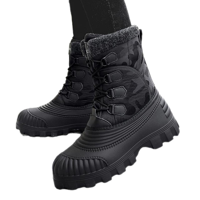 Wholesale new winter warm boots and fleece thick lace-up mid-calf boots designed for men