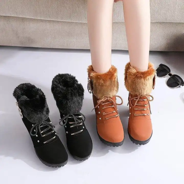 Wholesale Fur Top Line High Heel Snow Boots With Rhinestone New Thick Heel Leather Short Winter Martin Boots