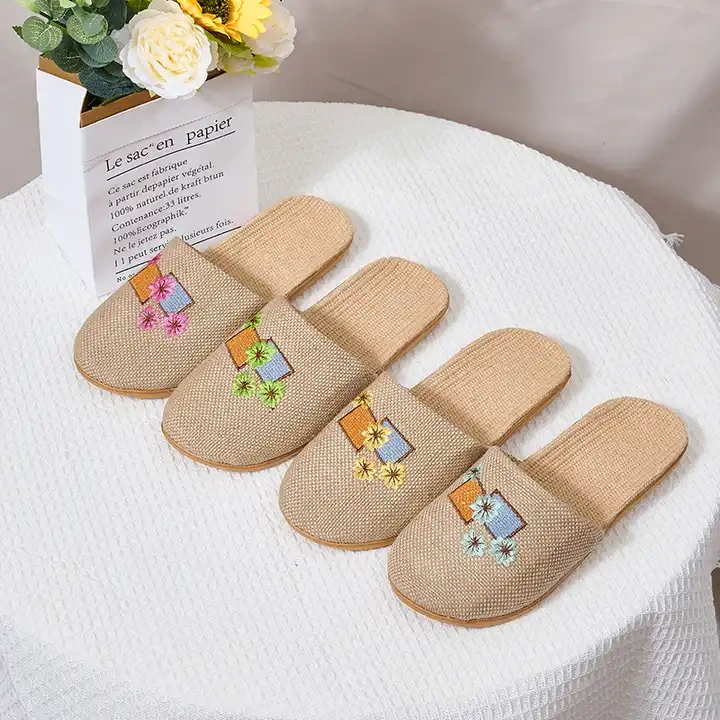 New Summer Home Breathable Light Linen Slippers For Women And Men Anti-Slip Comfortable Indoor Linen Slippers