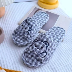 Fashion Cute Litter Bear Comfortable Home Soft Slippers Wholesale Quiet And Comfortable Bedroom Couple Slippers