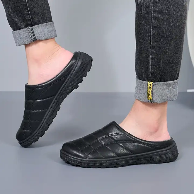 Indoor and outdoor couple's plush anti-slip slippers in winter thick plush wear-resistant warm slippers for men and women