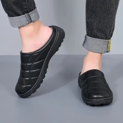 Indoor and outdoor couple's plush anti-slip slippers in winter thick plush wear-resistant warm slippers for men and women