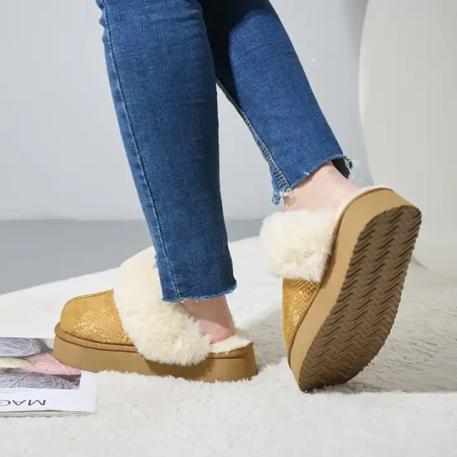 Hot Selling Solid Color Snake Pattern Shining Plush Slippers Winter Warm Thick Light Sole Plush Slippers