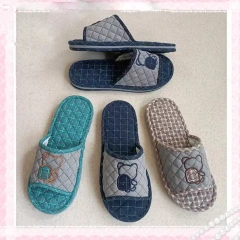 Wholesale Thickened Cotton Fabric Home Cartoon Slippers Soft Silent Bedroom Comfortable Couple Slippers