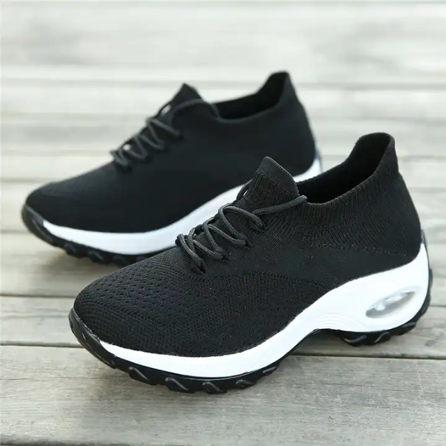 Knitting Women Casual Shoes Fashion Design Sports Breathable Elastic Force Bottom Shoes