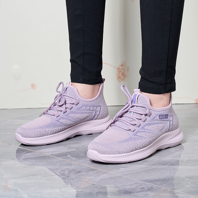 New Spring And Autumn Fly-woven Casual Shoes Comfortable Running Sports Women's Shoes Wholesale Breathable Women's Single Shoes