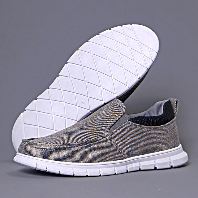 Wholesale Breathable Canvas Loafers Men's Shoes Slip-on Sweat Absorbent Large-size Men's Walking Style Casual Shoes