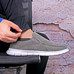 Wholesale Breathable Canvas Loafers Men's Shoes Slip-on Sweat Absorbent Large-size Men's Walking Style Casual Shoes